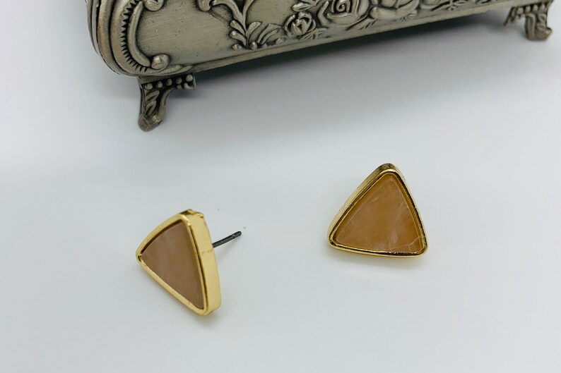 Gold tone stud earrings with natural stone triangle stone earrings triangle shape stud earrings