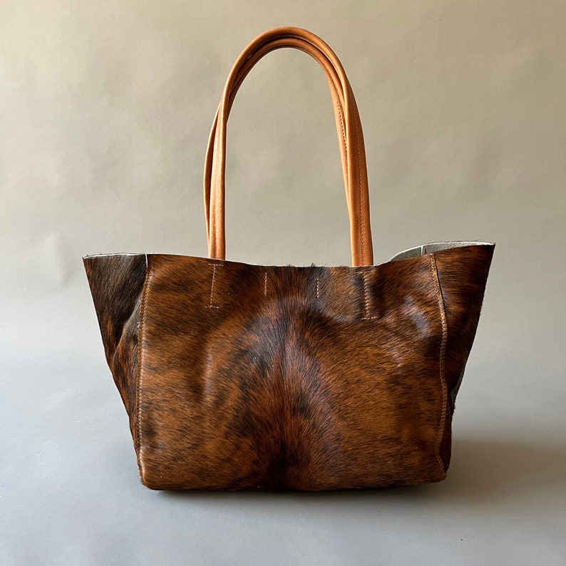 Cowhide tote bag Argentina image 3