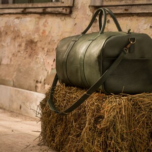 Weekender Bag, XL size, genuine leather bag, Duffel Leather Bag, Cabin bag, Vegetable Tanned bag, XXL, Green Leather image 2