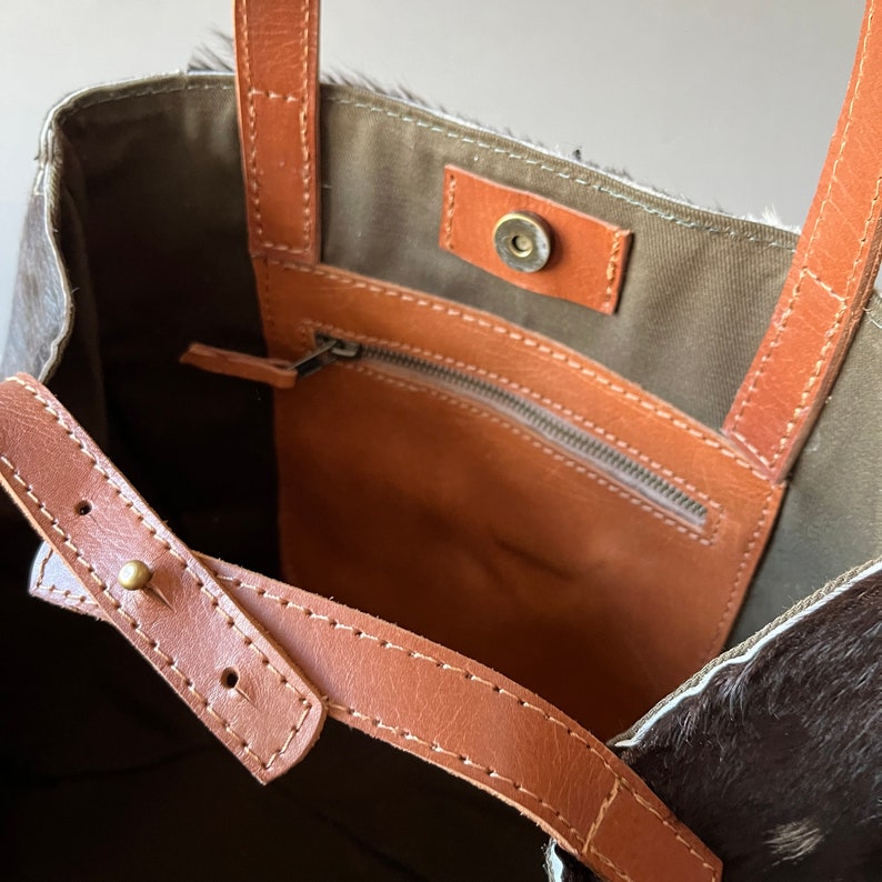 Patchwork cowhide bag, Leather bag, Cowhide shoulder bag, Cow fur bag, Cowhide tote bag, handmade in Argentina. Unique pieces image 3