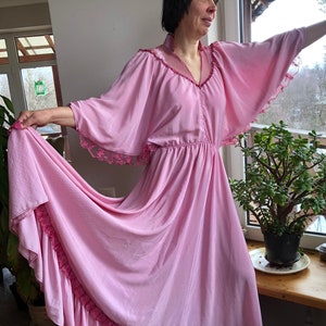 Vintage 70s pink gown. Full length Bohemian dress.