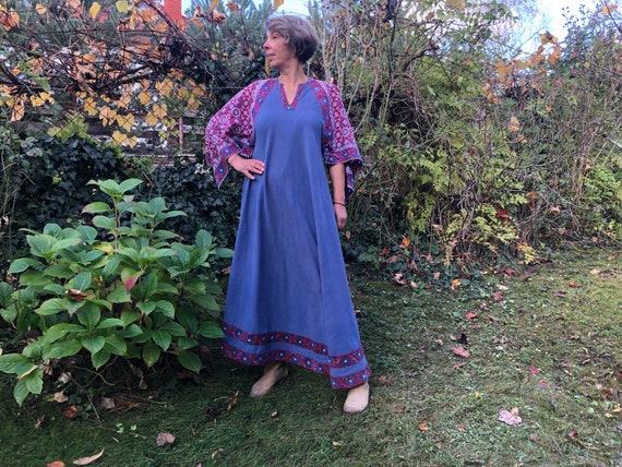 Vintage 70s Indian maxi dress. Boho, Hippie full … - image 4