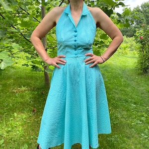 Vintage 70-80ss tailored mint green and white pinstriped sleeveless dress. Halter dress M size.