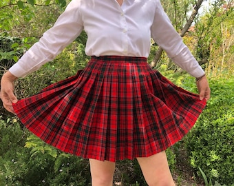 Falda vintage roja de tartán. Minifalda plisada de lana de tartán. Talla S.