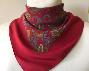 Vintage 80-90ss Silk Neckerchief. Wine Red Paisley Print Silk Scarf. 17,5”- 16”