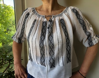 Vintage 40s Romanian, Hungarian, peasant blouse. Gauze white black hand embroidered half sleeve blouse.