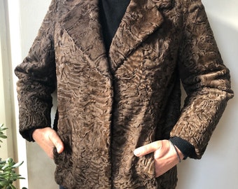 Vintage astrakhan fur coat. Coffe brown astrakhan for jacket. 60s, 70s classic ladies short coat. S size