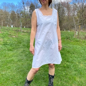 Vintage 40s white cotton antique sleeveless nightie. Hand made vintage lingerie M size.