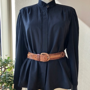 Vintage 80s black long sleeve blouse with stand up collar. Front buttoned blouse. M/L size