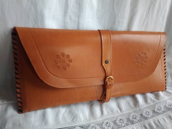 Vintage 70s does 40s envelope bag. Tooled leather