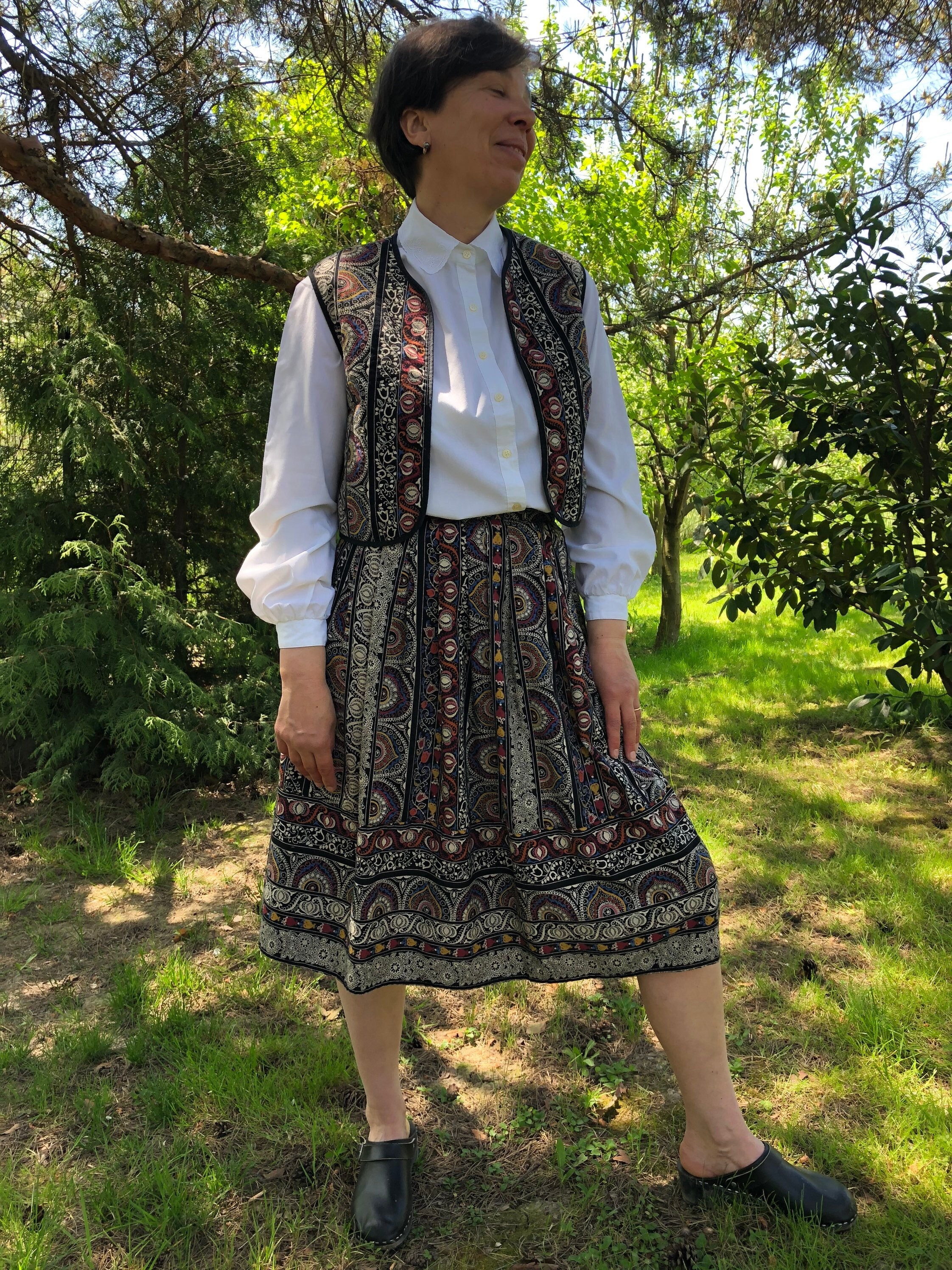 Vintage 80s Folk Style Skirt and Vest Set. Peasant Midi Vintage 80s Folk Style Skirt and Vest Set. Peasant Midi