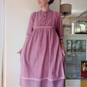 Vintage 70-80s calico print pale pink apron dress. S size.