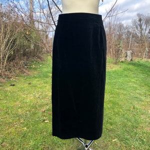 Vintage 80s black velvet pencil skirt. LODENFREY label cotton velvet midi skirt. M size