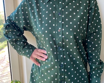 Vintage 80s Green Geometric Print Shirt. Basic men’s shirt L size
