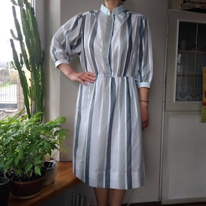 Vintage 80s grey and white striped dress. Balloon sleeve dress. M-L size.