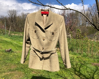 Vintage 40s style blazer. Light brown wool belted blazer.