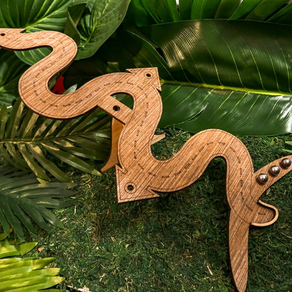 Survivor Challenge Replica - Paddle Out Snake
