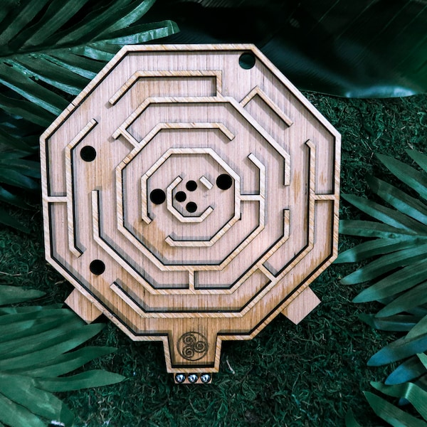 Survivor Puzzle Replica - 10-inch Labyrinth Puzzle - Winners at War