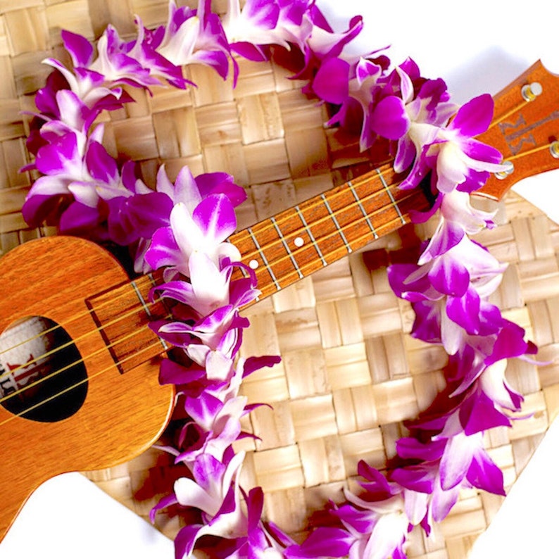 Hawaiian Lei - Flower Lei, Fresh Purple Orchid Lei. Fresh Lei From Hawaii. Graduation Lei - Wedding Lei 