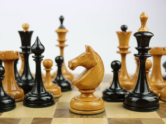 Wooden reproduction of a Soviet plastic chess set. Soviet | Etsy