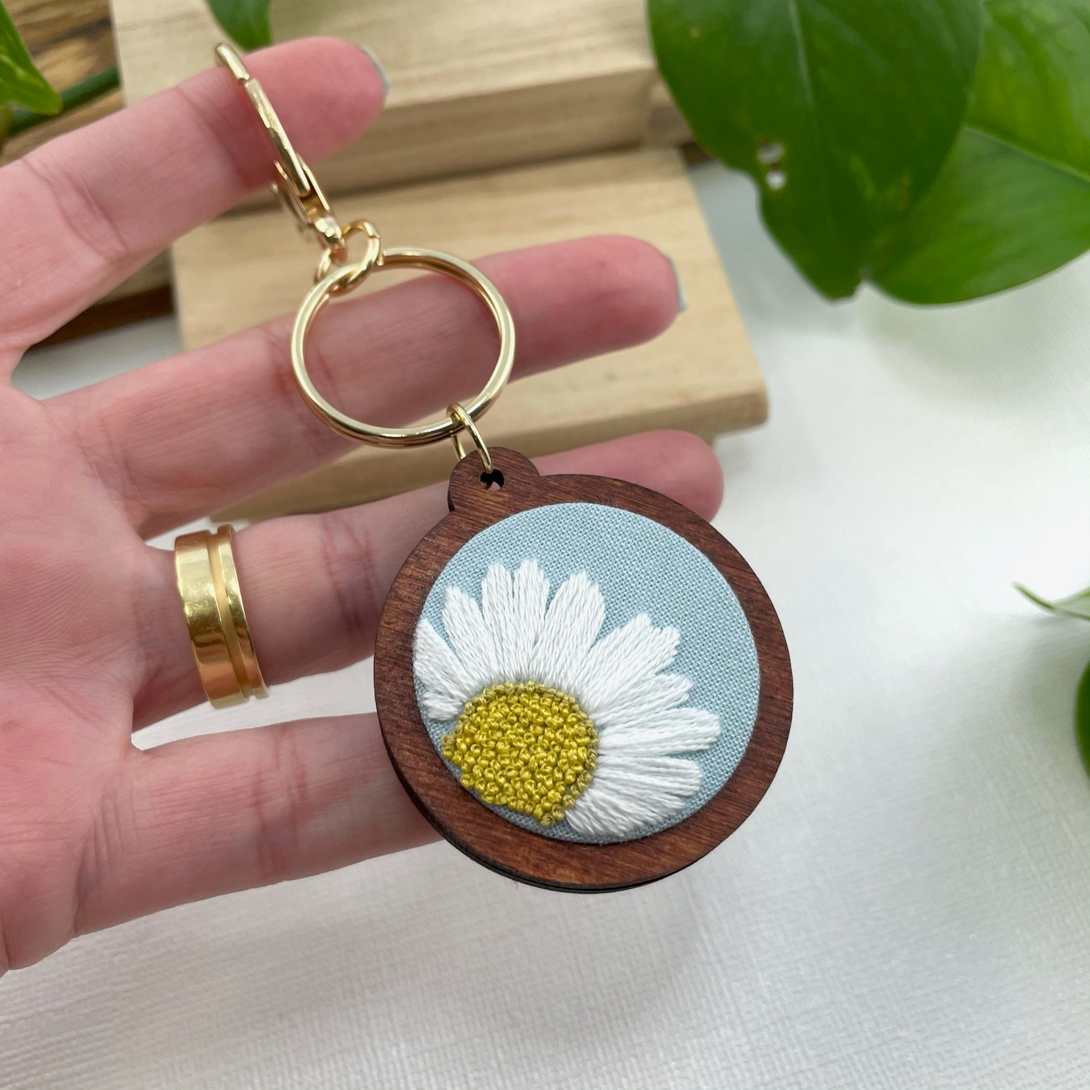 Daisy Embroidery Keychain Hand Embroidered Keychain Handmade Etsy