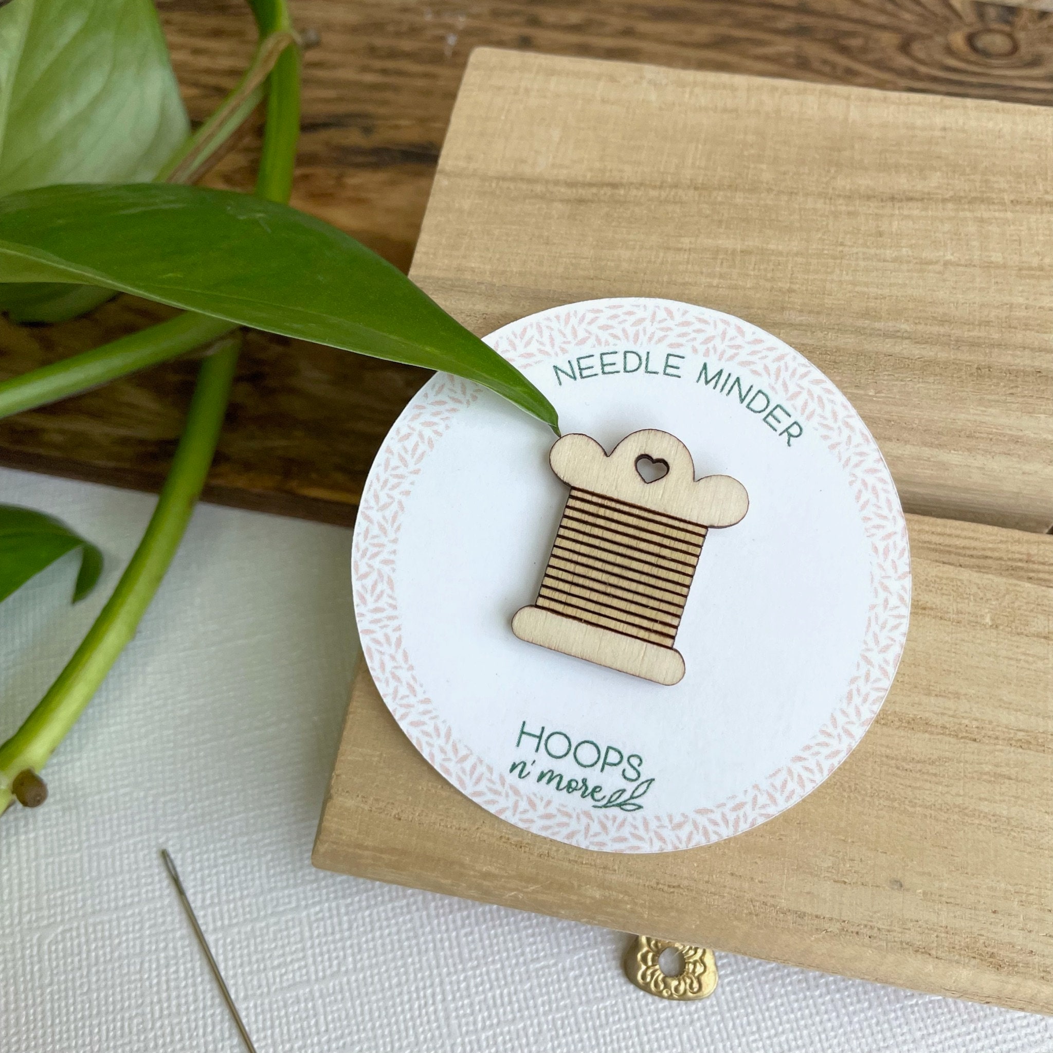 Wood Needleminder Thread Bobbin Needle Nanny Handmade Needle Etsy