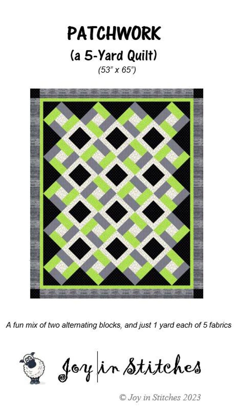 K&ouml;nnte beinhalten: Ein Patchwork-Quilt mit geometrischem Design. Der Quilt zeigt ein Muster aus schwarzen, grauen und lindgr&uuml;nen Rauten und Rechtecken. Der Quilt misst 135 cm x 165 cm. Der Text "PATCHWORK" steht oben.