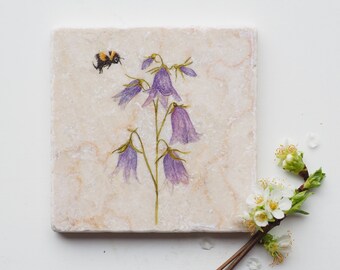 Tile "Bellflower and Bumblebee" / decorative tile / / vintage / handmade / bright days / gift idea / mom friend / nature