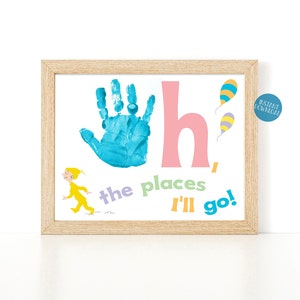 Oh the places you'll go Handprint Craft for Kids, Dr Seuss crafts for school, Kindergarten Graduation Handprint art, Elementary classroom