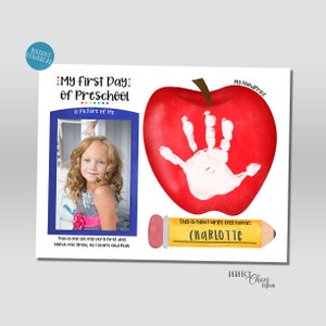 Handprint Art First Day of Preschool Interview, 1st Day of School Memory Scrapbook Binder, Back to School Printable Classroom Activity