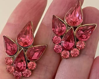 Vintage Pink Rhinestone Screw back Earrings