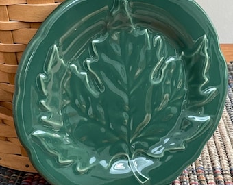 Green Longaberger Pottery Maple Leaf Plate from the Retired Falling Leaves Collection