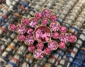 Vintage Pink Rhinestone Brooch / Pin