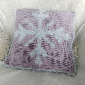 Christmas Crochet Cushion, Holiday Crochet Pillow, Christmas Decor, Winter Crochet, Winter Decor, Holidy Decor, Snowflake, Snowflake crochet image 3