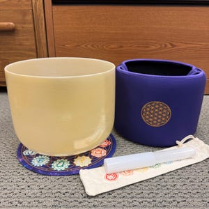 Alchemy Aurora Yellow Crystal Singing Bowl 432hz 10inch: Sound Healing
