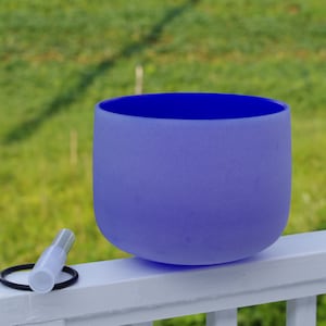 432Hz 10inch A note Indigo Crystal Singing Bowl Meditation Bowls 3rd Eye Chakra with crystal mallet & Oring, Resonant Healing Sound handmade