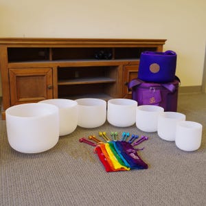 440Hz Crystal Singing Bowl Set: 7 Chakra Notes, Tuning Forks, Mallets