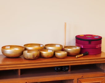 Seven chakra Tibetan singing bowls set, perfect pitch Nepal  Meditaion bowl, Bodhi Bowl, Chakra Bowl with soft case, carrying bag and mallet