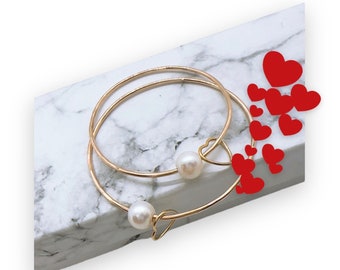 14kt Gold Fill Hawaiian Baby Bangle with Edison White   pearls