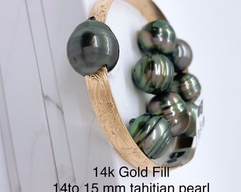 8mm Hawaiian 14kt gold fill Bangle with floating Tahitian pearl