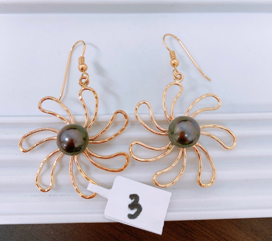 14kt Gold Fill Hawaii Plumeria Flower Earrings With Tahitian Etsy