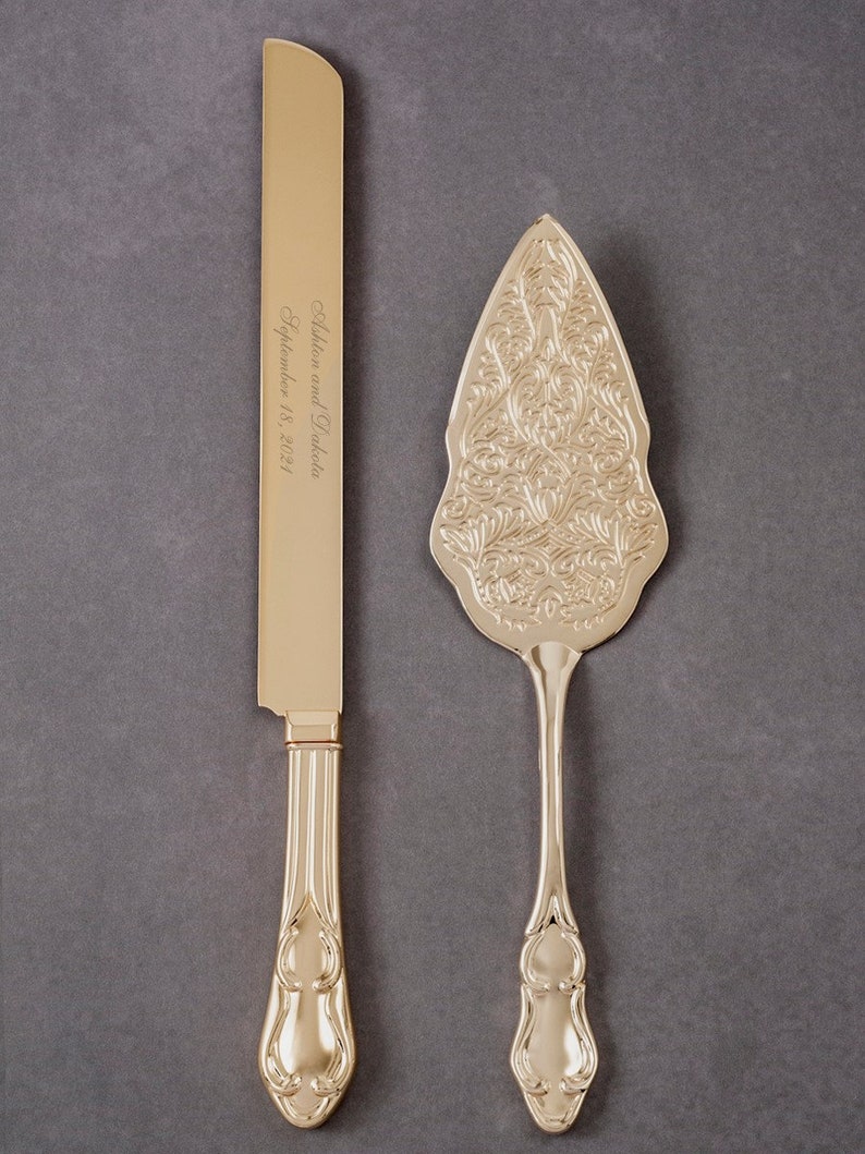 Engraved Gold Traditional Server Set, Personalized Gold Cake Knife Set, Elegant Serving Set, Wedding Serving Set image 1