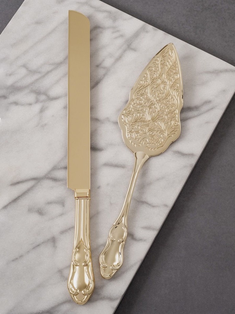 Engraved Gold Traditional Server Set, Personalized Gold Cake Knife Set, Elegant Serving Set, Wedding Serving Set image 2