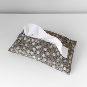 Fabric Tissue Holder | Kleenex Cover | Coffee Table Napkin Holder | Green Floral Cotton Linen | Ivy