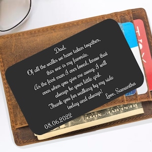 Cadeau père de la mariée | Carte portefeuille gravée personnalisée | Je t'ai aimé en premier | De toutes les promenades | Insertion pour portefeuille | carte de correspondance | Carte en métal