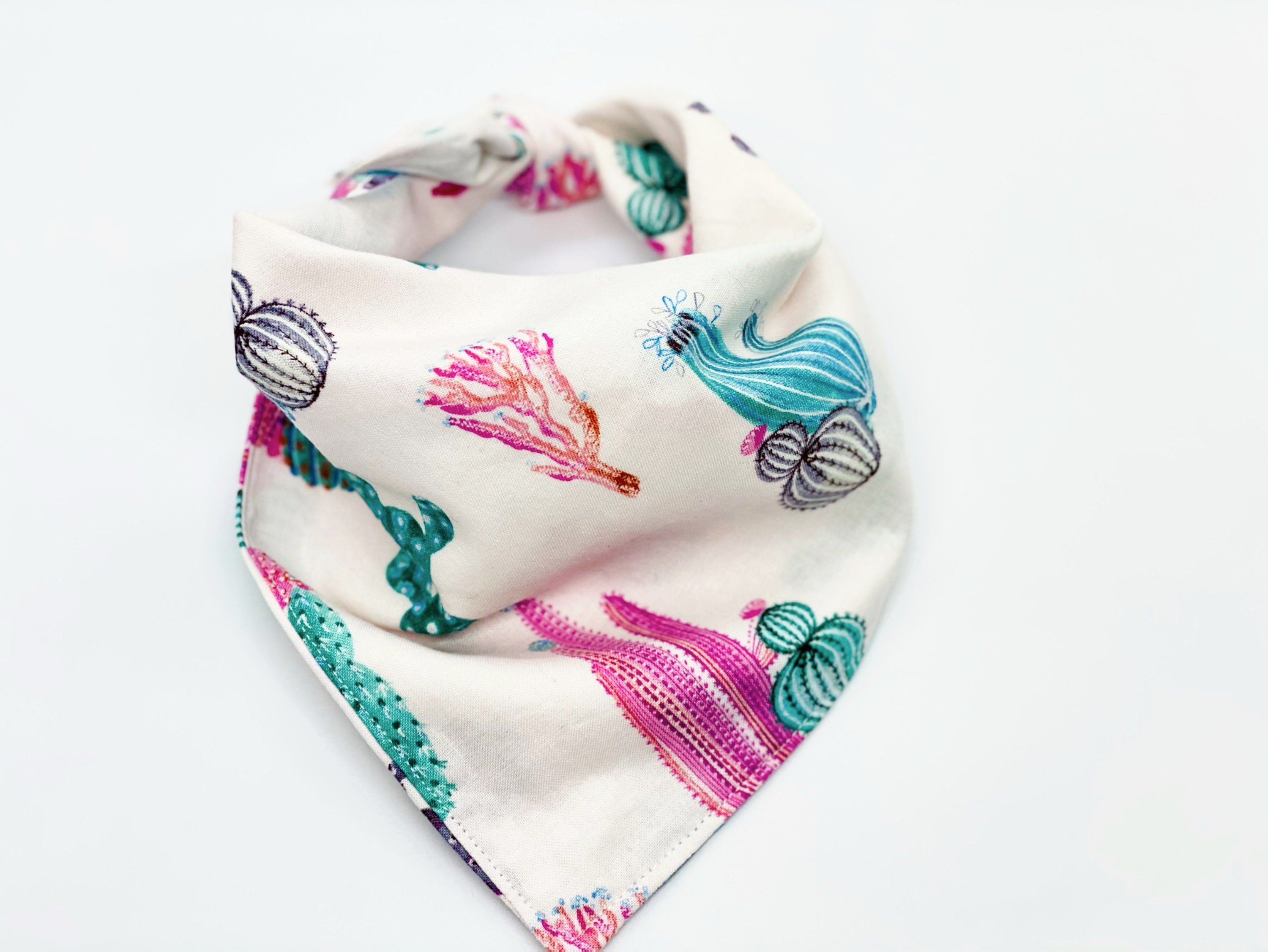 A fun and fashionable brand XL BIG Oversized 27" BLACK BANDANA Scarves