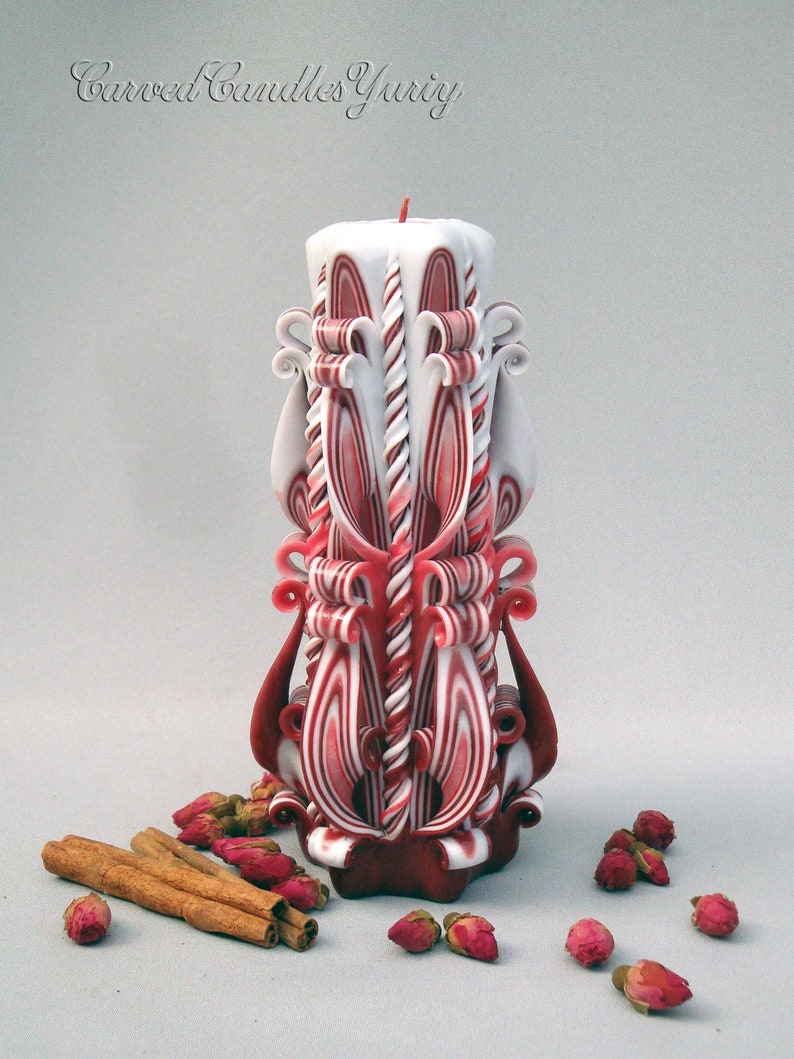 Burgundy color carved candle Birthday gift for women, sister and mom. Modern candle image 5