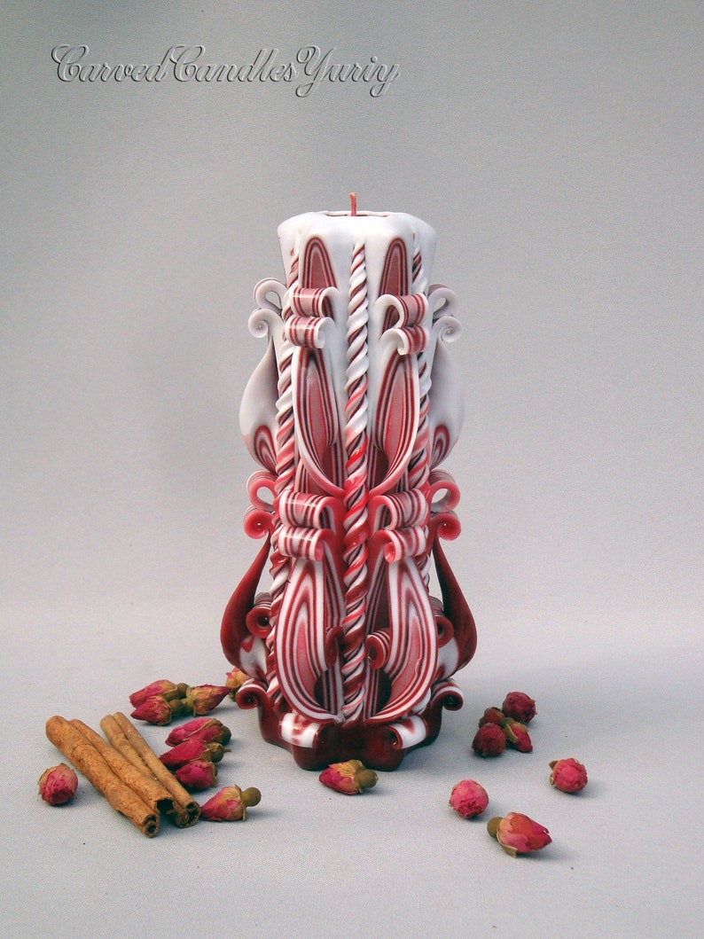 Burgundy color carved candle Birthday gift for women, sister and mom. Modern candle image 1