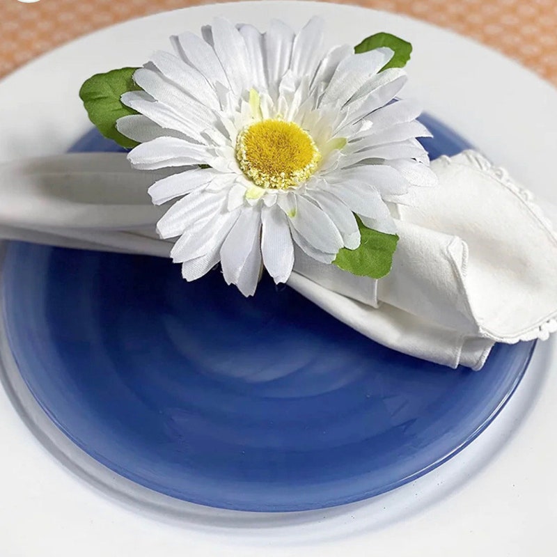 5 Leaf Flower Napkin Ring -Set of 6