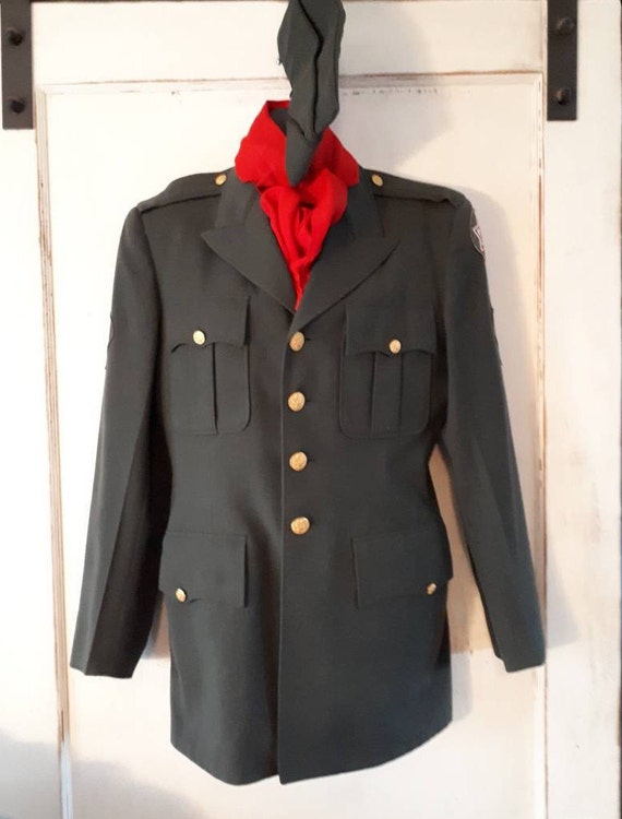 green coat outfit for mens